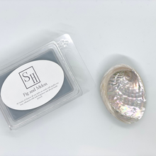 Load image into Gallery viewer, Fig and Melon Soy Wax Melts