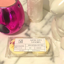 Load image into Gallery viewer, Moscato Sangria - Double Disc Wax Melts
