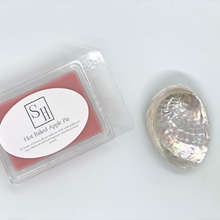 Load image into Gallery viewer, Hot Baked Apple Pie Soy Wax Melts
