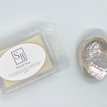 Load image into Gallery viewer, Fresh Linen Soy Wax Melts
